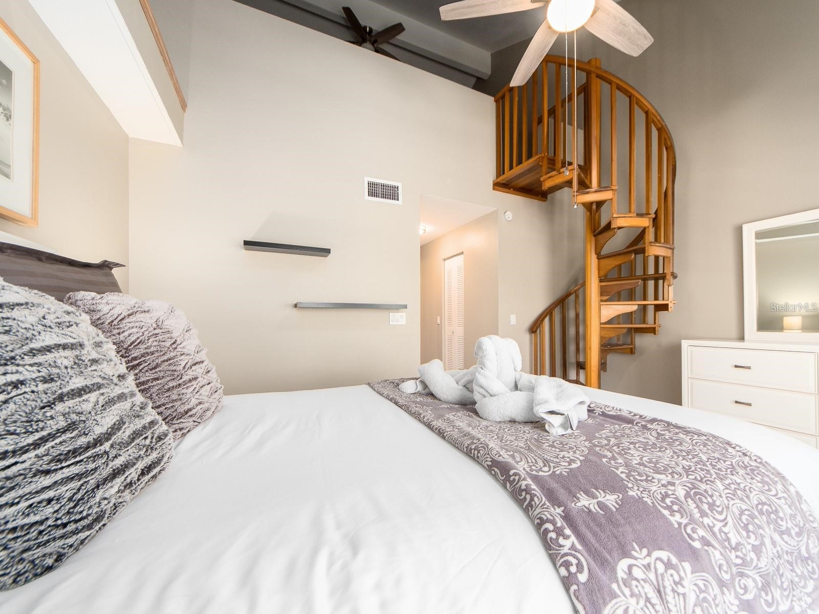 320 Island Way #606 Clearwater Beach FL 33767 TB8498418 image22