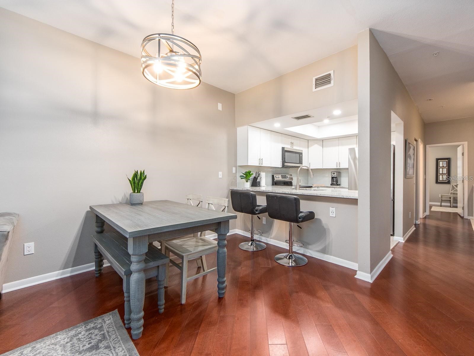 320 Island Way #606 Clearwater Beach FL 33767 TB8498418 image9