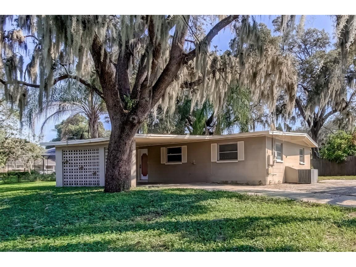 320 Kenmore Road Brandon FL 33511 C7480426 image1