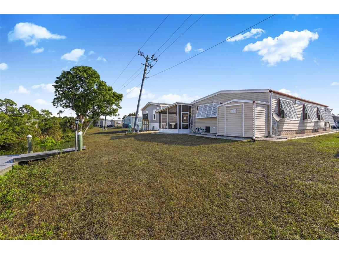 320 La Costa North Port FL 34287 TB8457675 image28