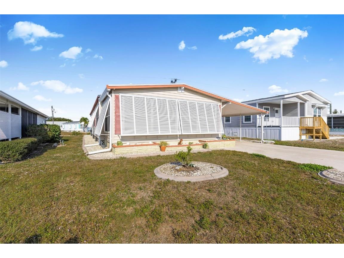 320 La Costa North Port FL 34287 TB8457675 image3