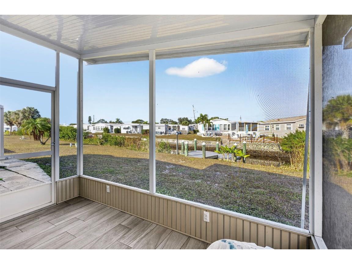 320 La Costa North Port FL 34287 TB8457675 image7