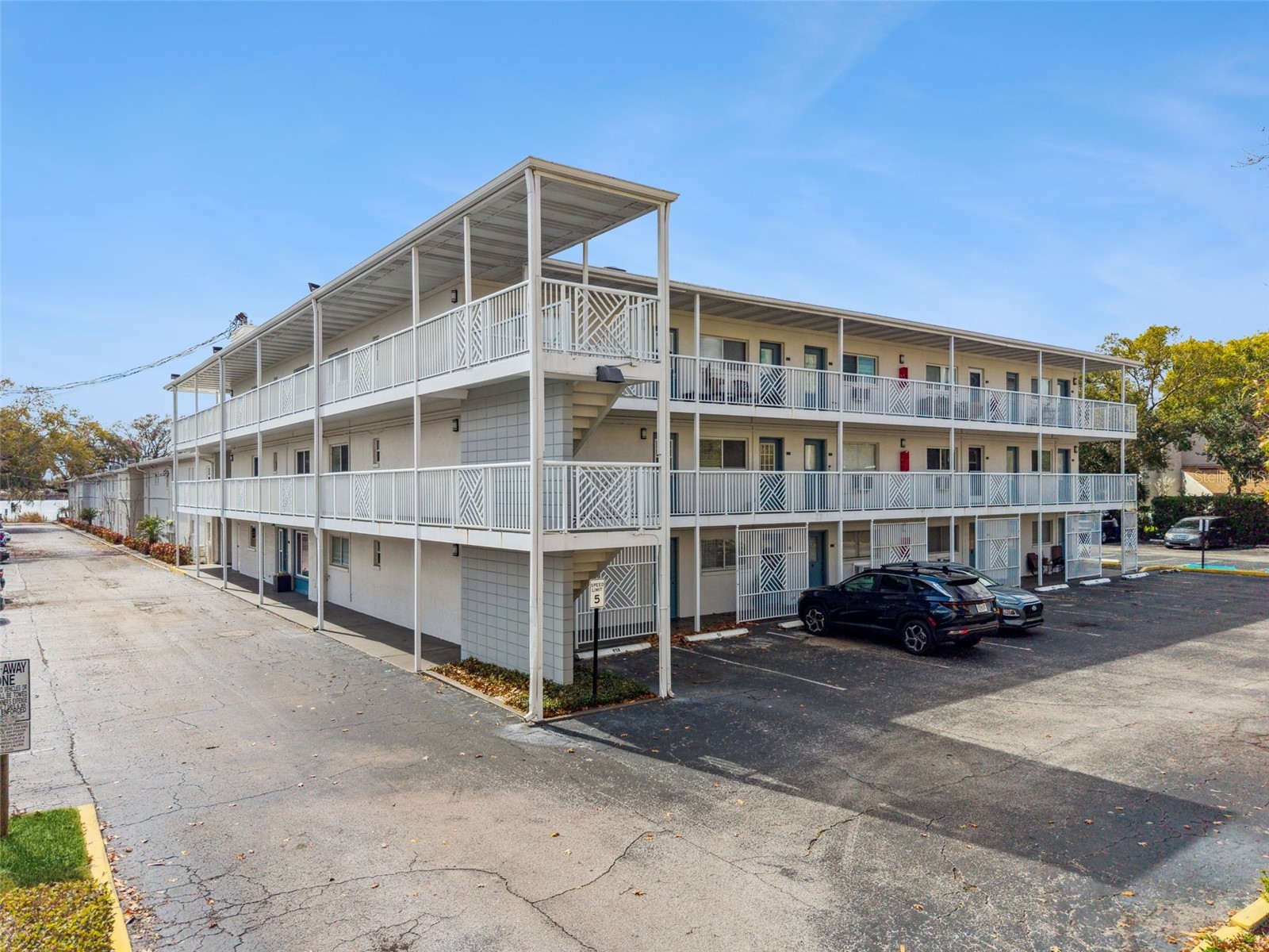 320 Lakeview Street #108 Orlando FL 32804 O6378899 image2