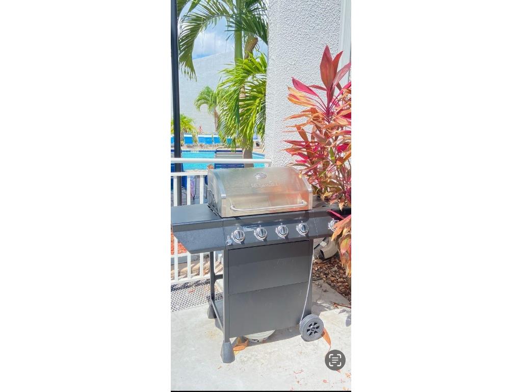 320 Medallion Boulevard #D Madeira Beach FL 33708 - BOCA CIEGA BAY TB8337220 image20