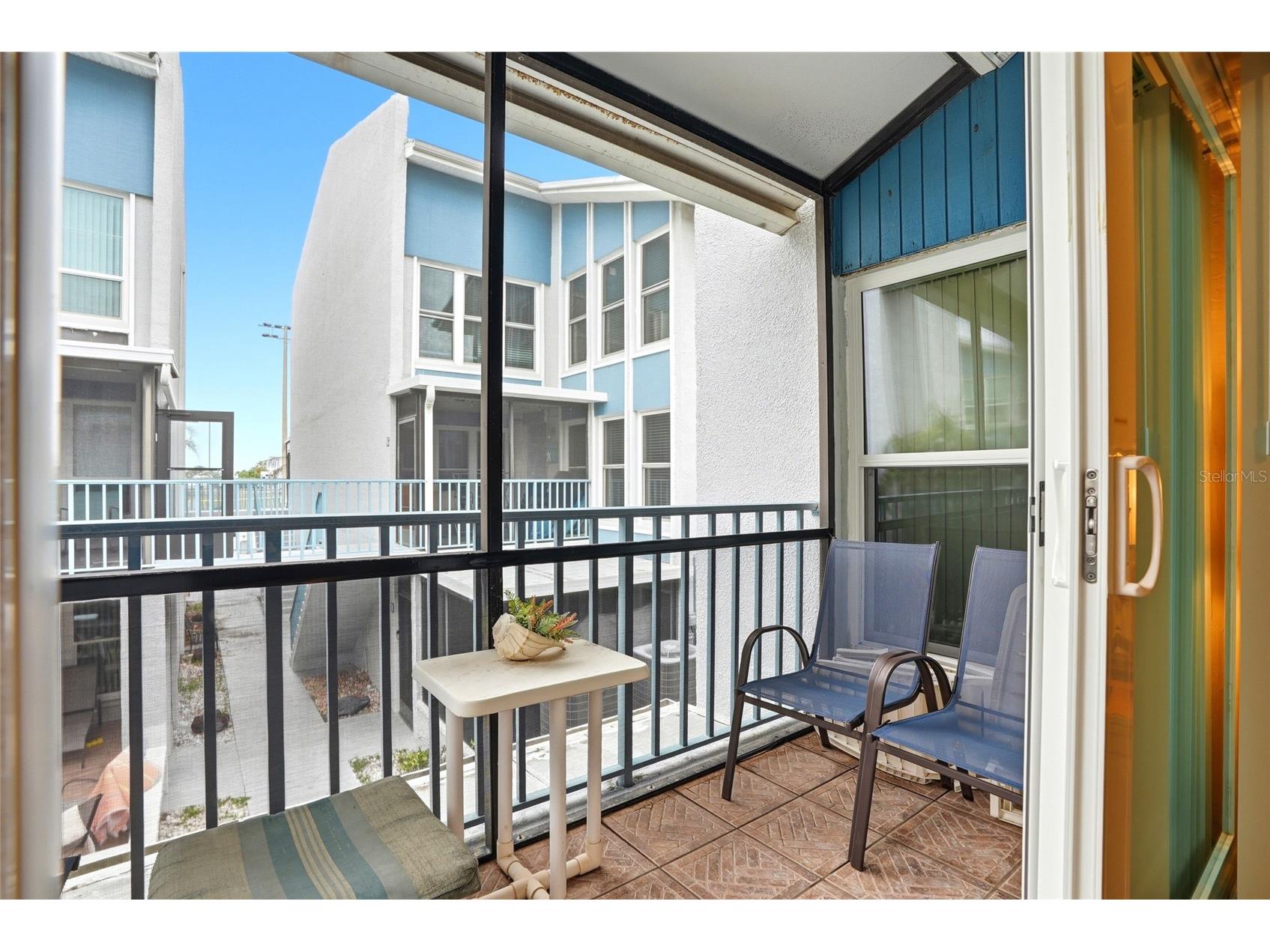 320 Medallion Boulevard #H Madeira Beach FL 33708 TB8515906 image14