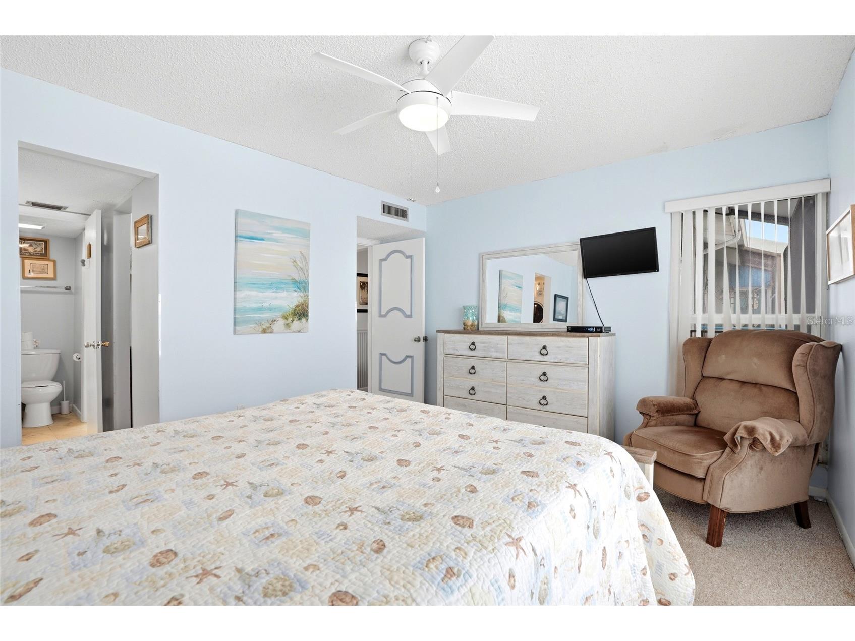 320 Medallion Boulevard #H Madeira Beach FL 33708 TB8515906 image18