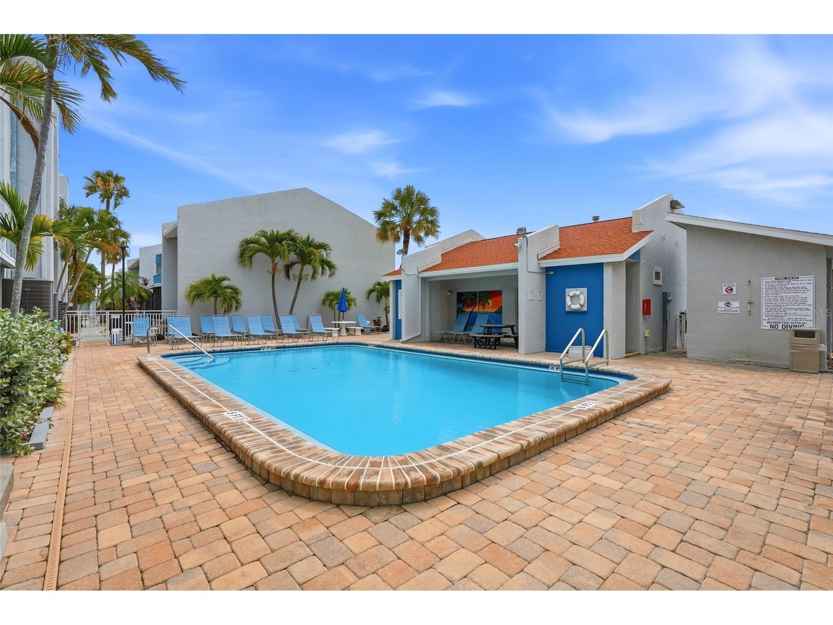 320 Medallion Boulevard #H Madeira Beach FL 33708 TB8515906 image25