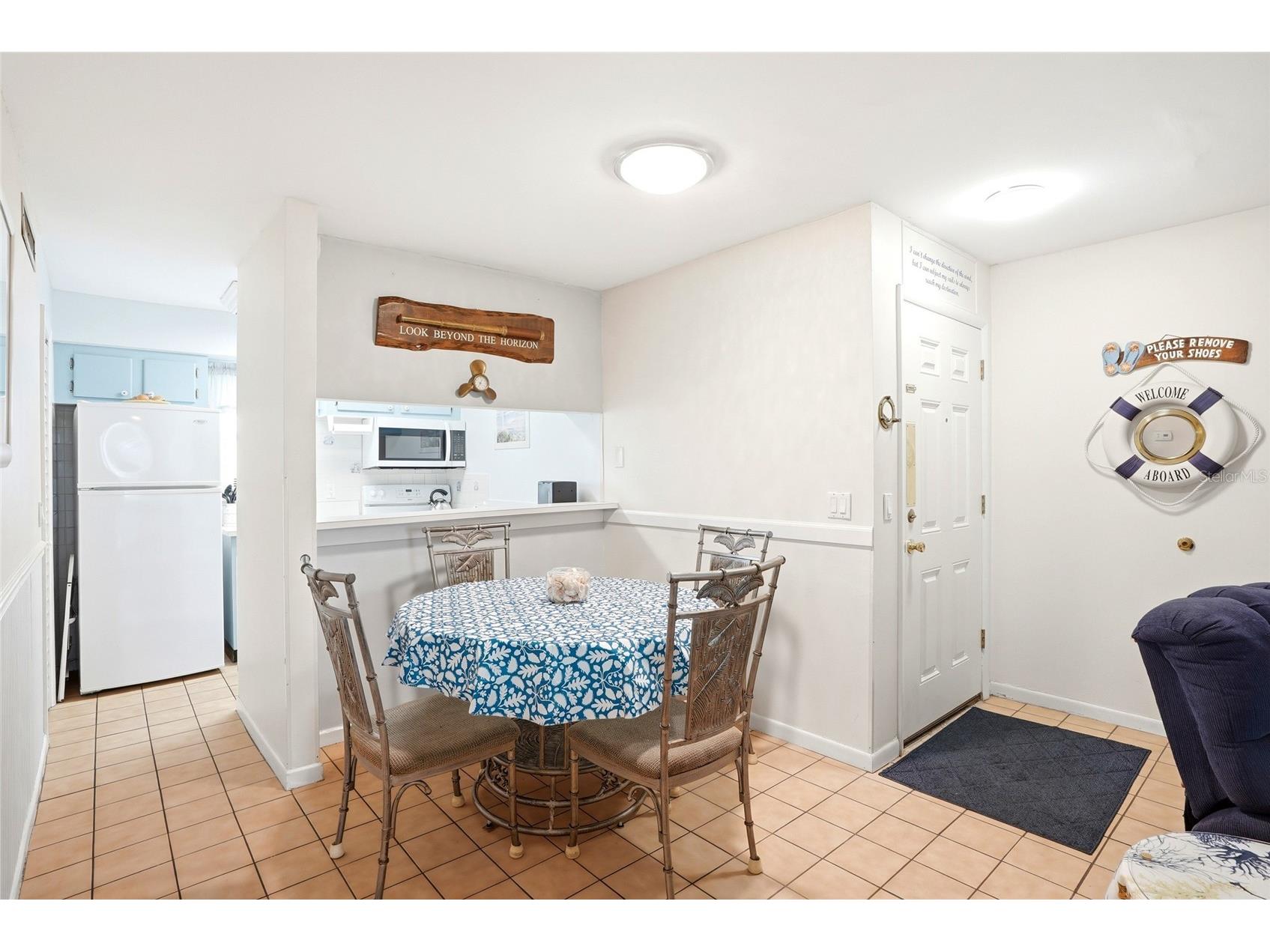 320 Medallion Boulevard #H Madeira Beach FL 33708 TB8515906 image8