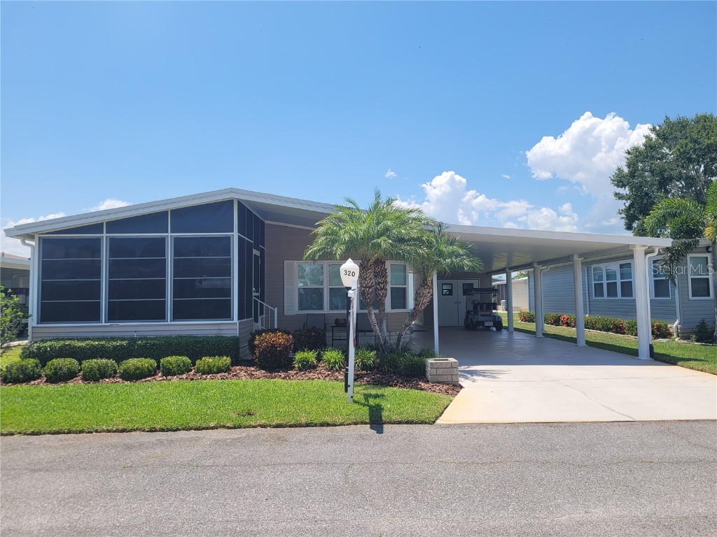 320 Melbourn Drive Haines City FL 33844 - LAKE HENRY P4930753 image1