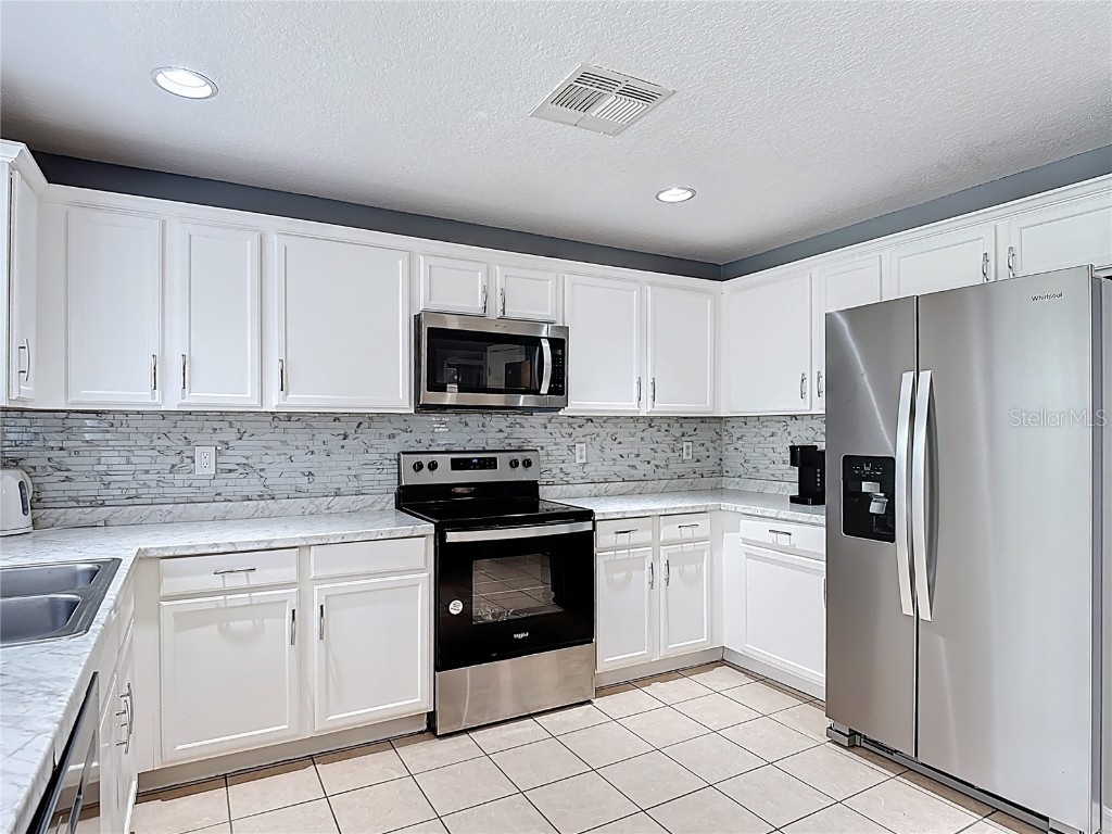 320 Mockingbird Road Davenport FL 33896 TB8367001 image7