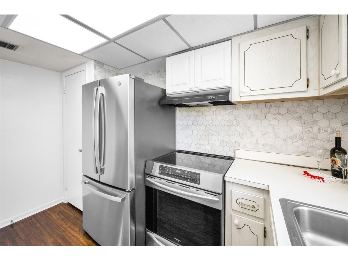 320 N Bayshore Boulevard #107 Clearwater FL 33759 TB8408909 image35