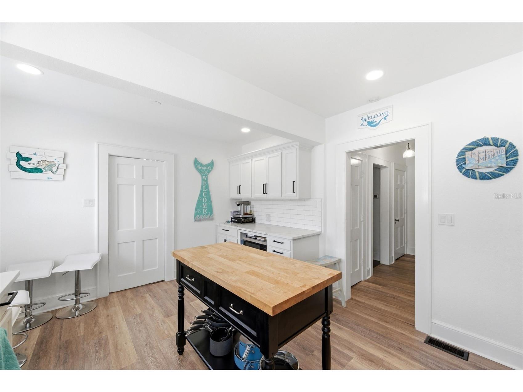 320 N Betty Lane Clearwater FL 33755 TB8482837 image15