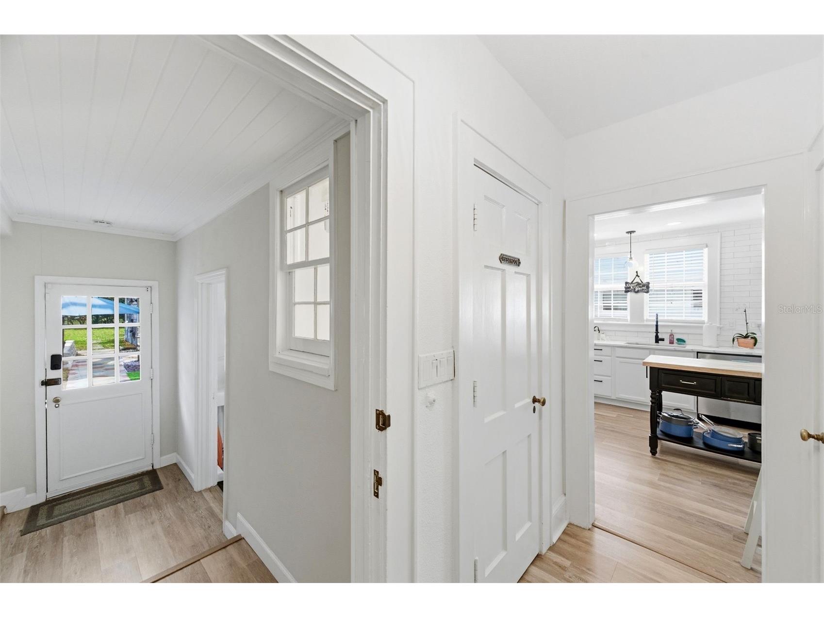 320 N Betty Lane Clearwater FL 33755 TB8482837 image19