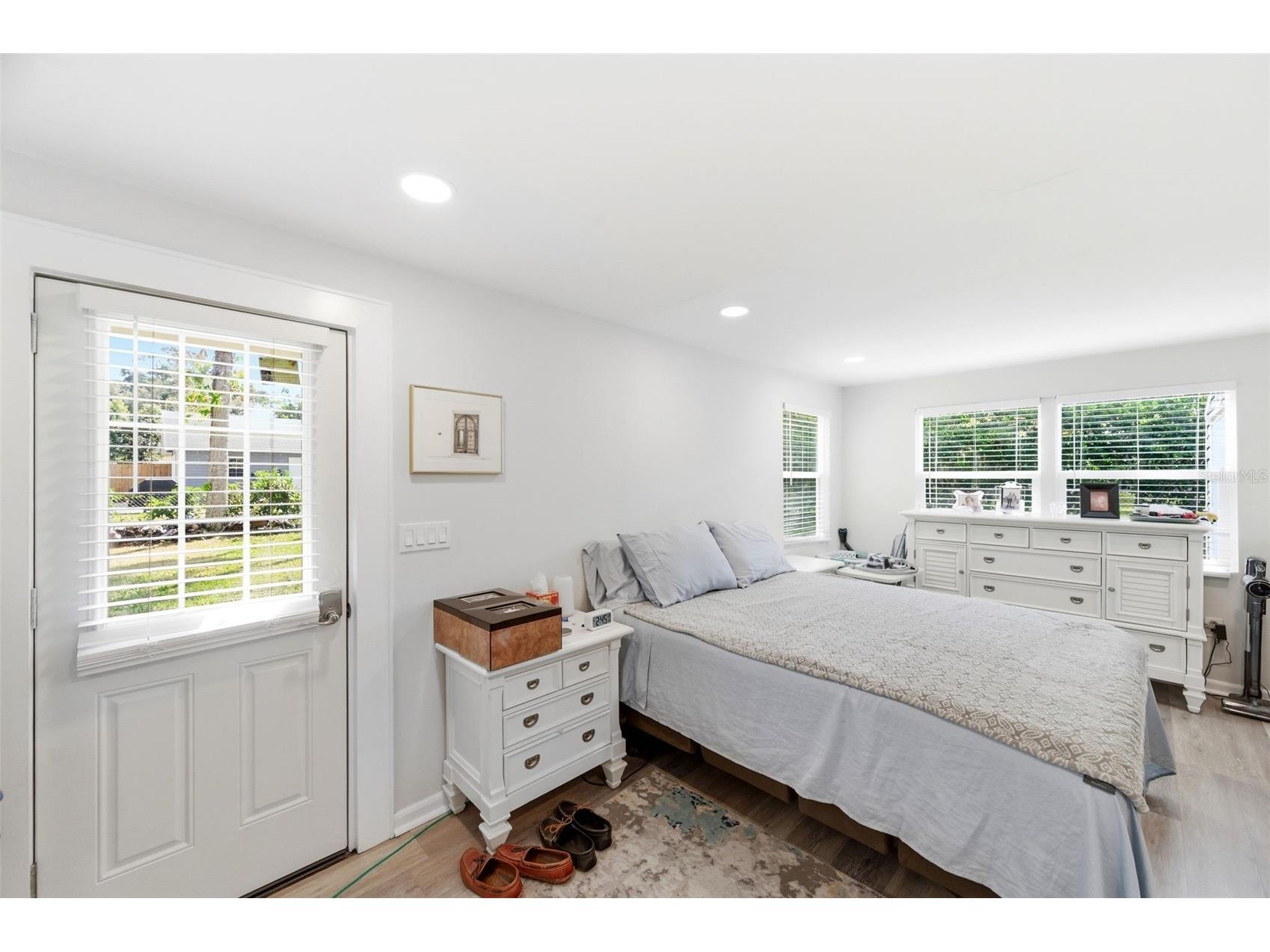 320 N Betty Lane Clearwater FL 33755 TB8482837 image67