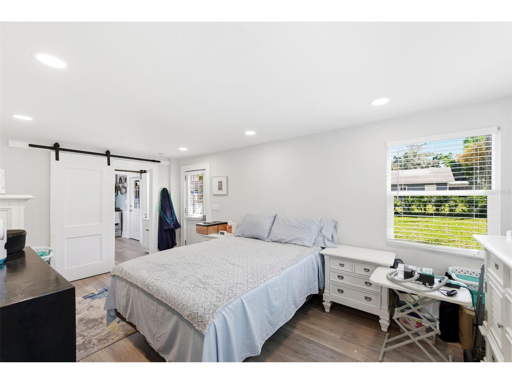 320 N Betty Lane Clearwater FL 33755 TB8482837 image68