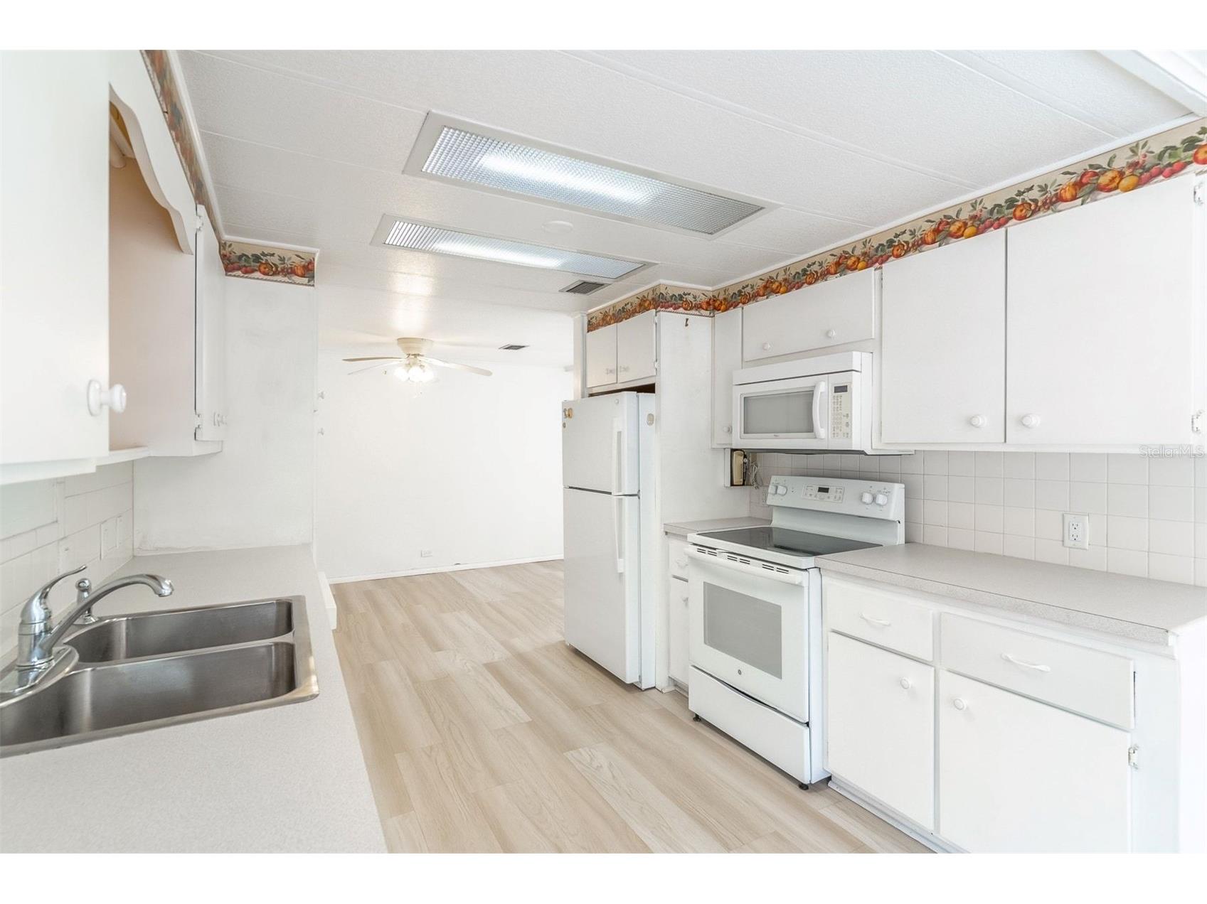 320 N Forest Boulevard Lake Mary FL 32746 O6384129 image23