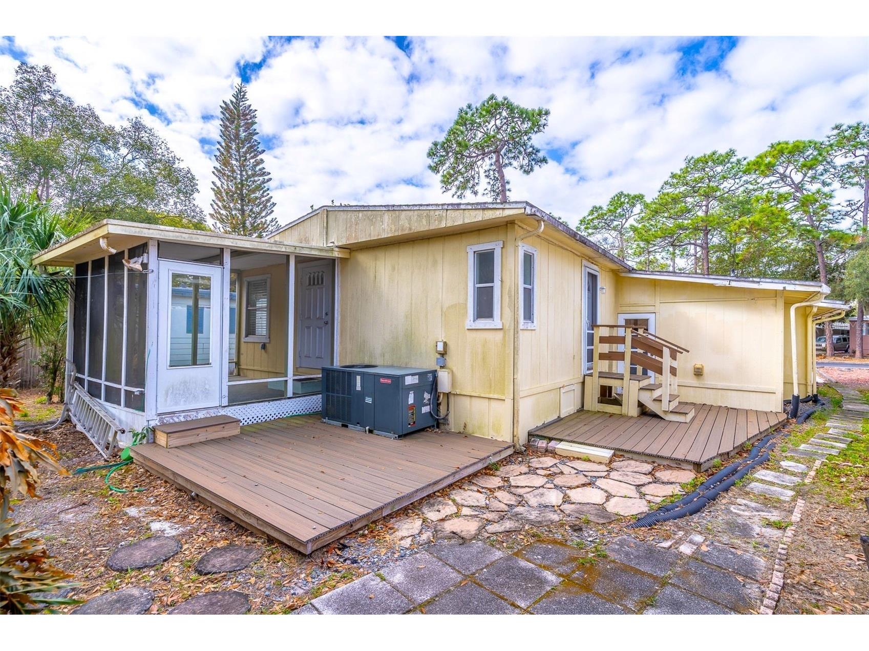 320 N Forest Boulevard Lake Mary FL 32746 O6384129 image43