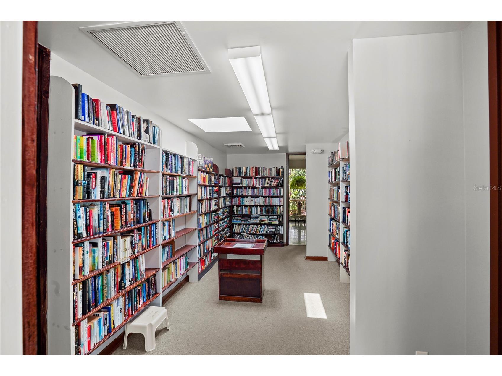 320 N Forest Boulevard Lake Mary FL 32746 O6384129 image57