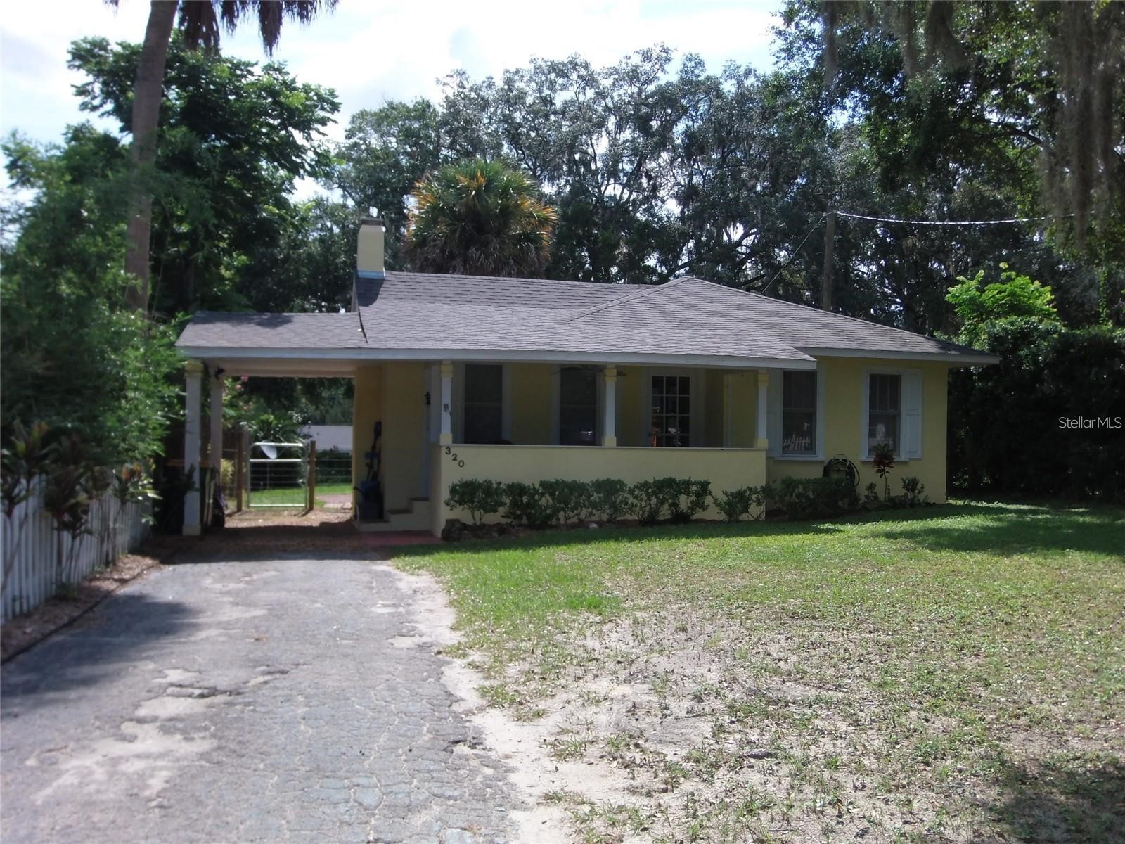 320 N Rhodes Street Mount Dora FL 32757 G5109131 image1