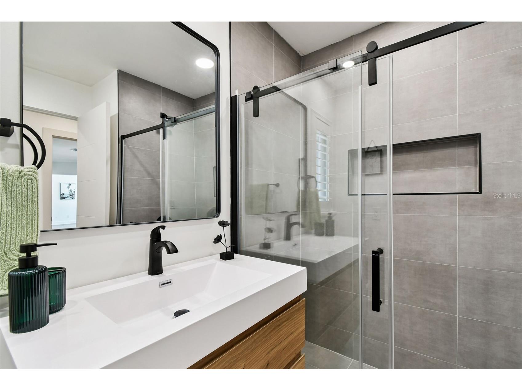 320 Palm Island NE Clearwater Beach FL 33767 TB8434339 image41