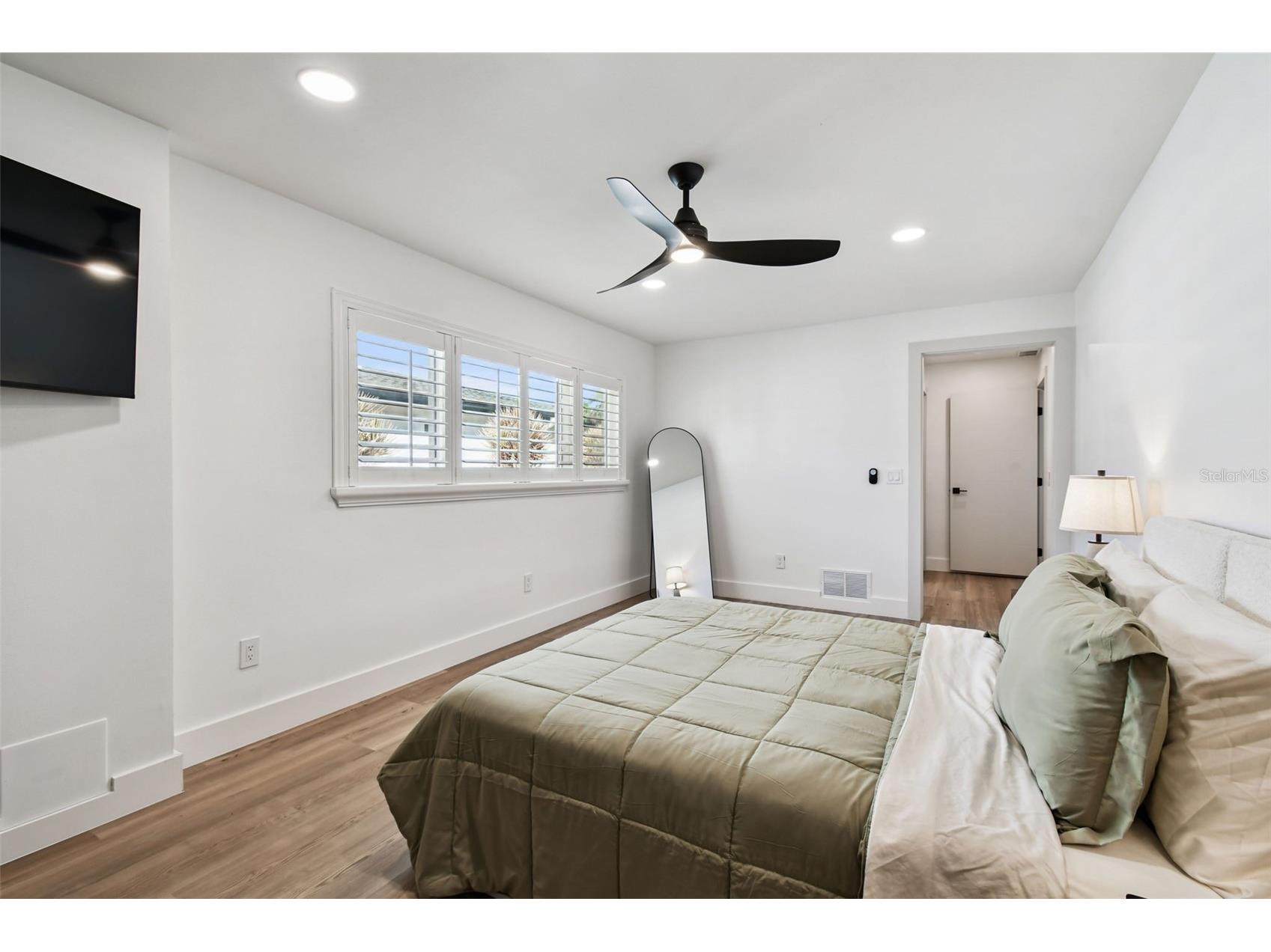 320 Palm Island NE Clearwater Beach FL 33767 TB8434339 image45