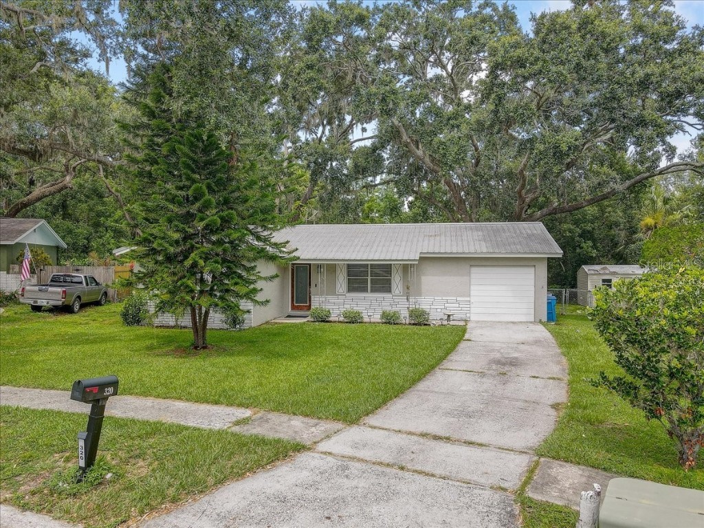 320 Pheasant Circle Brandon FL 33510 TB8404675 image1