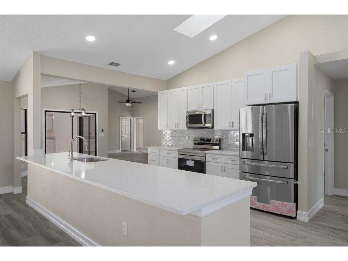 320 Preston Hollow Drive Spring Hill FL 34609 W7880164 image11