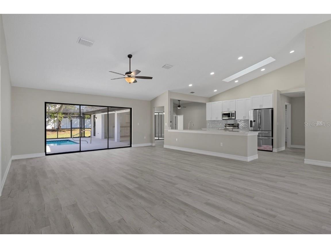 320 Preston Hollow Drive Spring Hill FL 34609 W7880164 image5