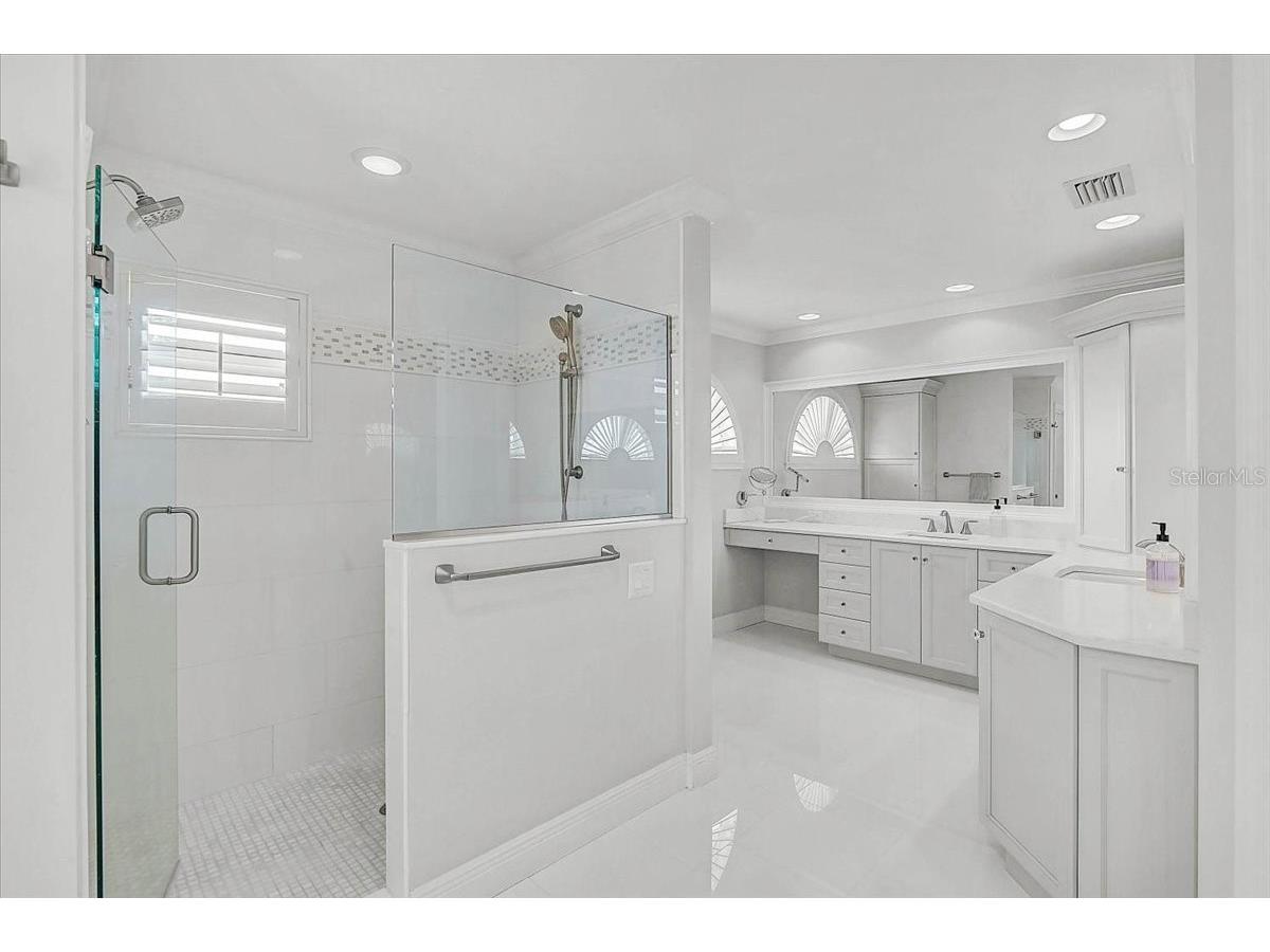320 Ringling Point Drive Sarasota FL 34234 A4696053 image34