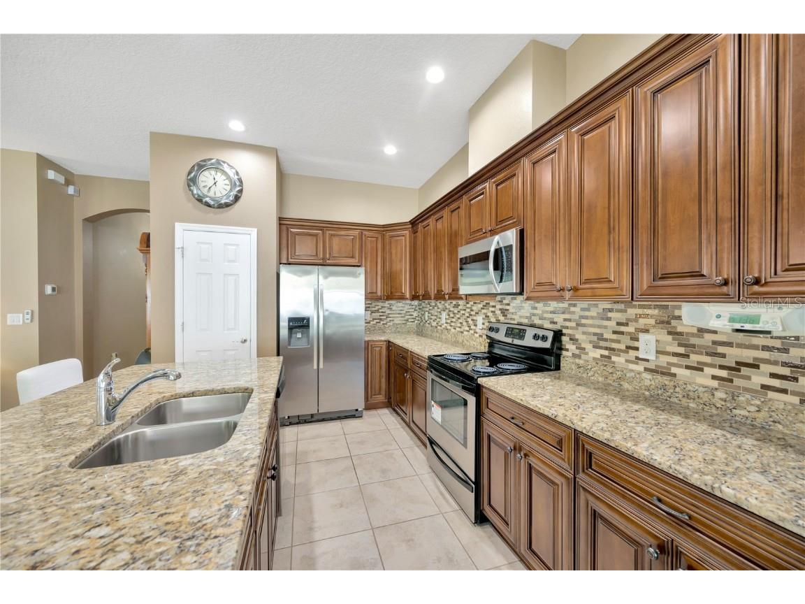 320 Roxbury Crossing Court Valrico FL 33594 TB8401596 image13