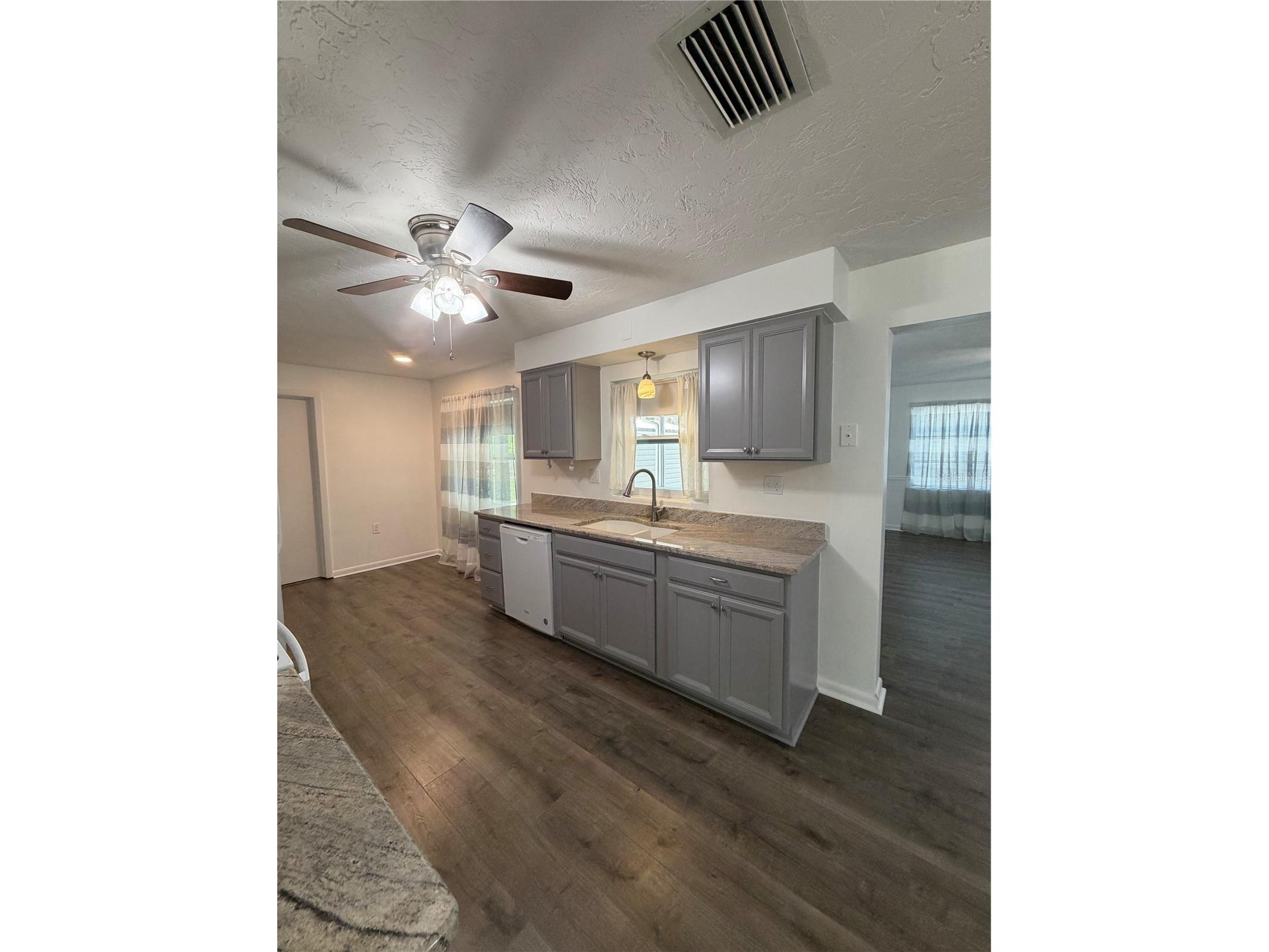 320 S Harrison Street Beverly Hills FL 34465 TB8497817 image8