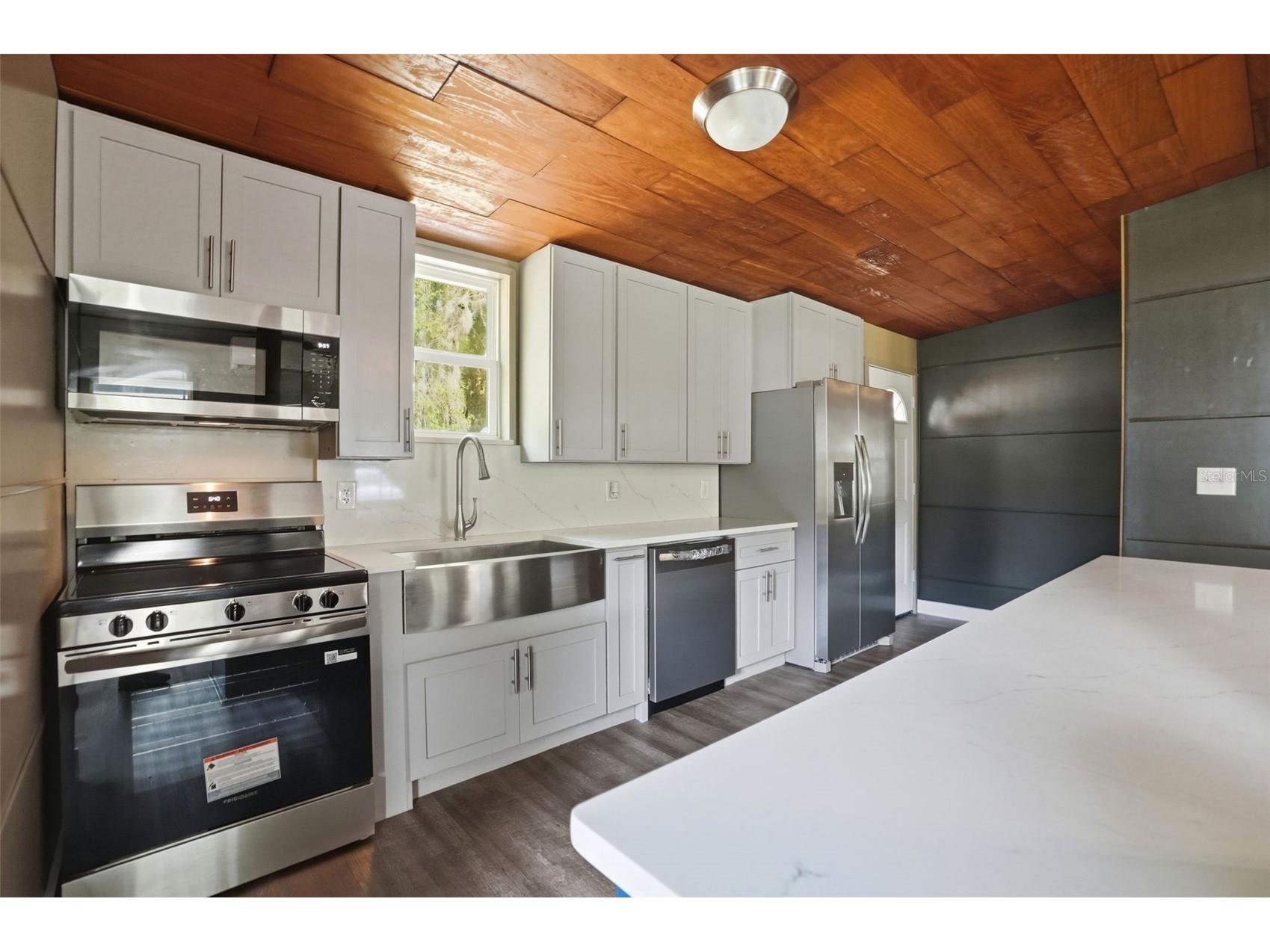 320 S Otis Avenue Lecanto FL 34461 W7883522 image2
