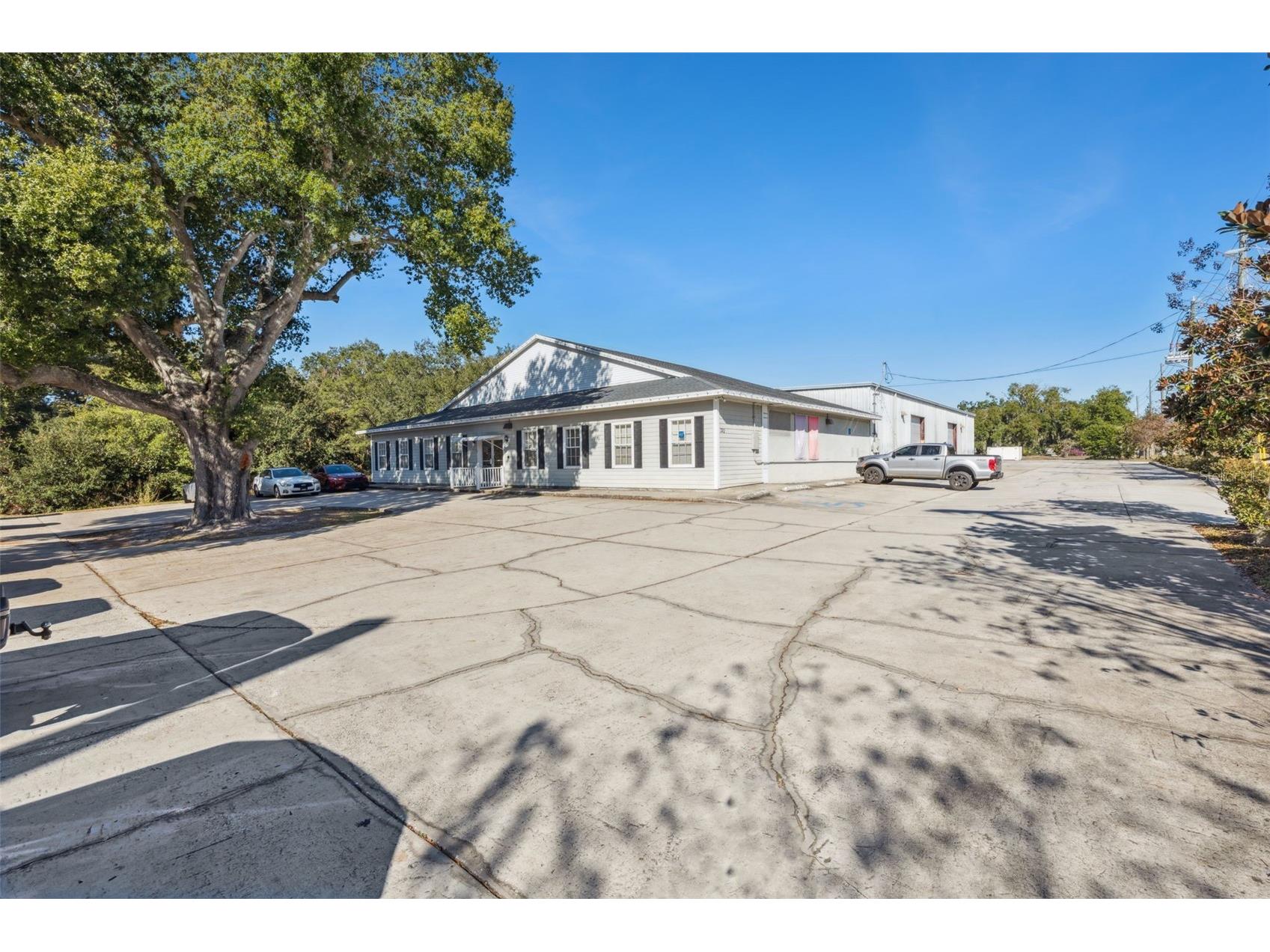 320 S Tubb Street Oakland FL 34760 G5105639 image1