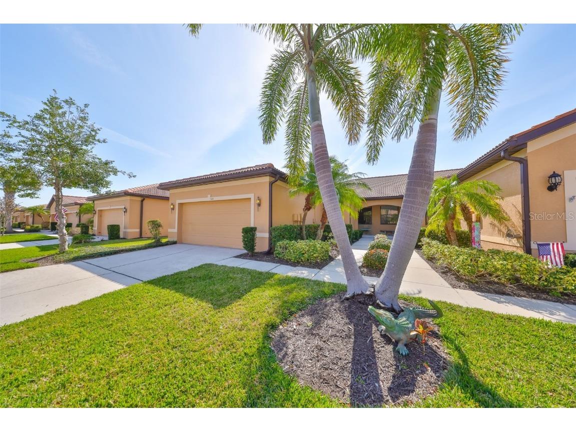 320 Seneca Falls Drive Apollo Beach FL 33572 TB8347849 image1