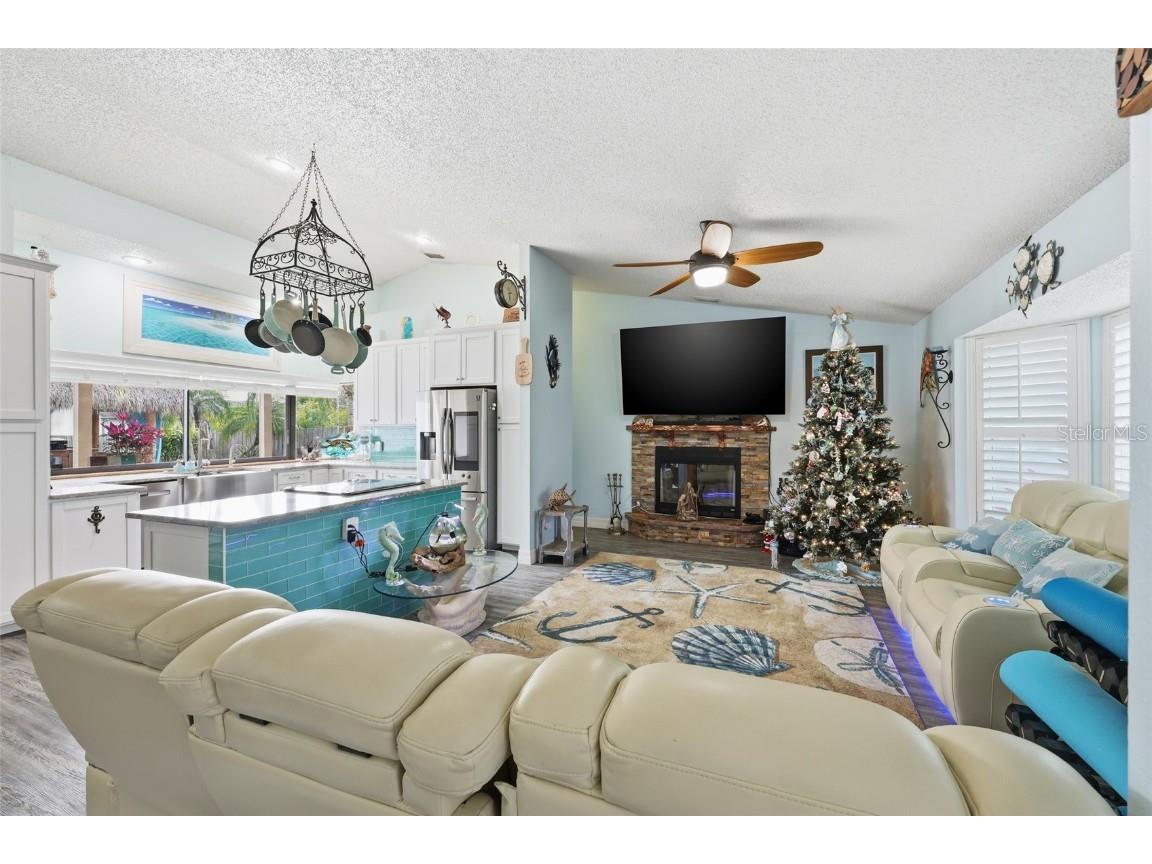 320 SW Majestic Terrace Port Saint Lucie FL 34984 C7519382 image2