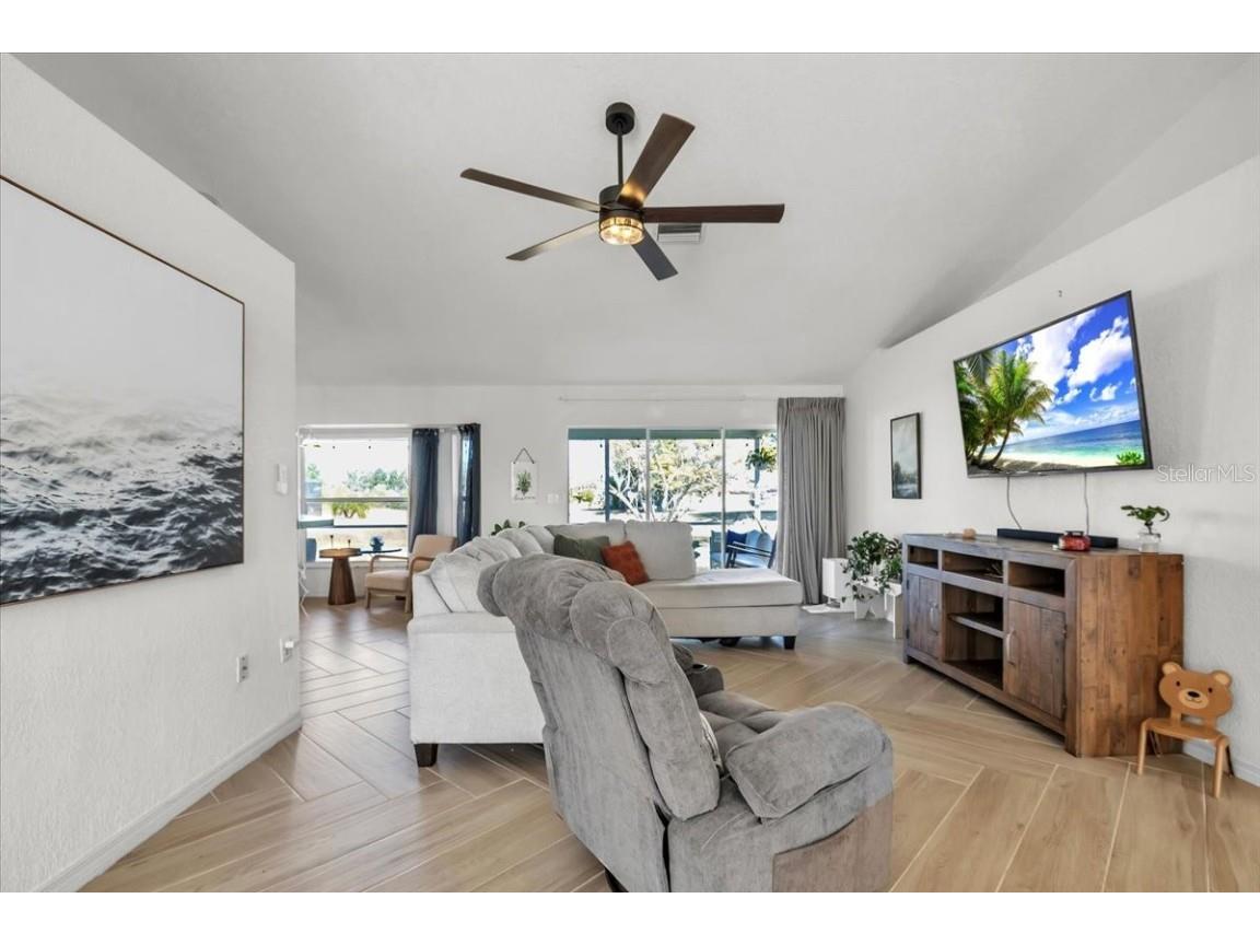 320 Tandil Street Punta Gorda FL 33983 C7519621 image12