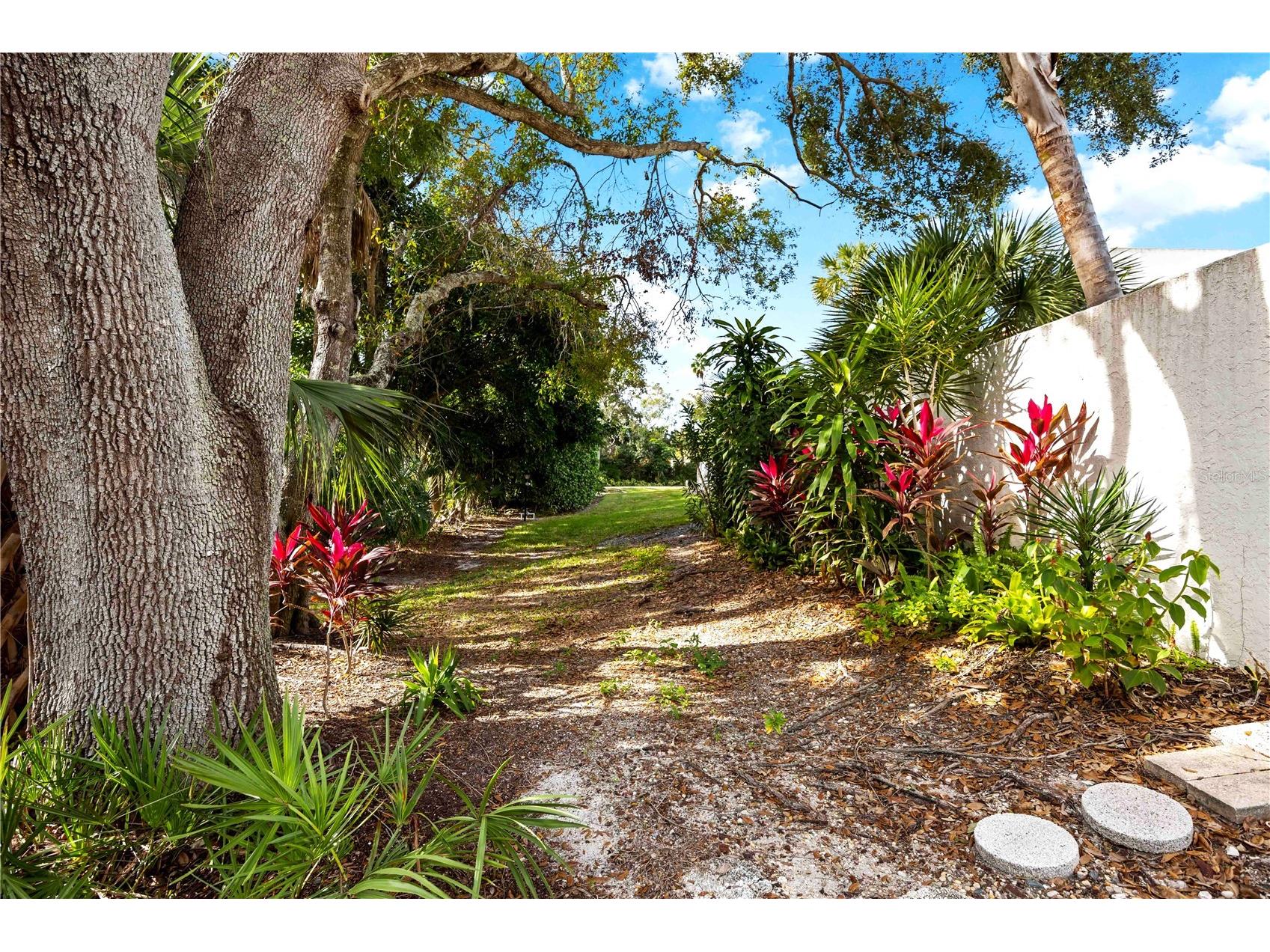320 Timber Lake Drive #320 Bradenton FL 34210 A4679527 image28