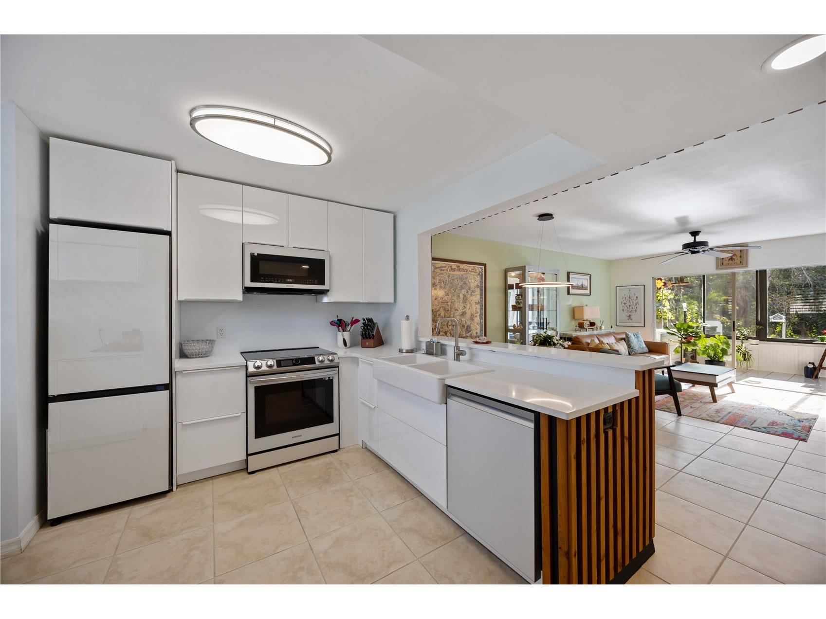 320 Timber Lake Drive #320 Bradenton FL 34210 A4679527 image5