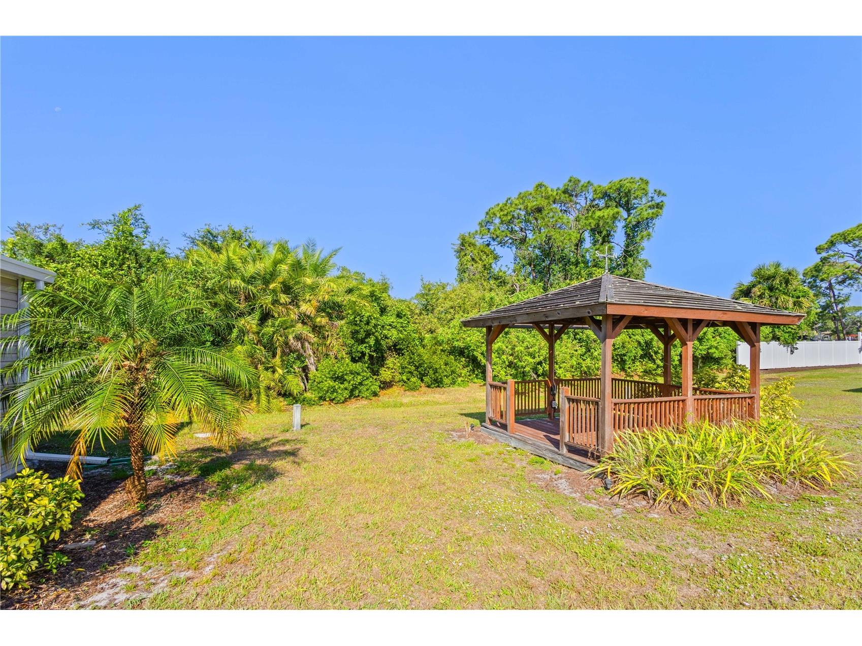 320 Tropic Drive Osprey FL 34229 A4692490 image26