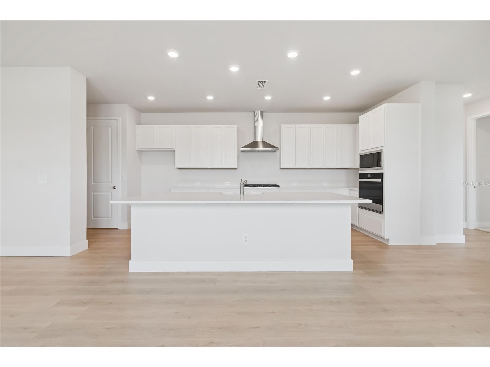 320 Vistera Boulevard Nokomis FL 34275 TB8432554 image6