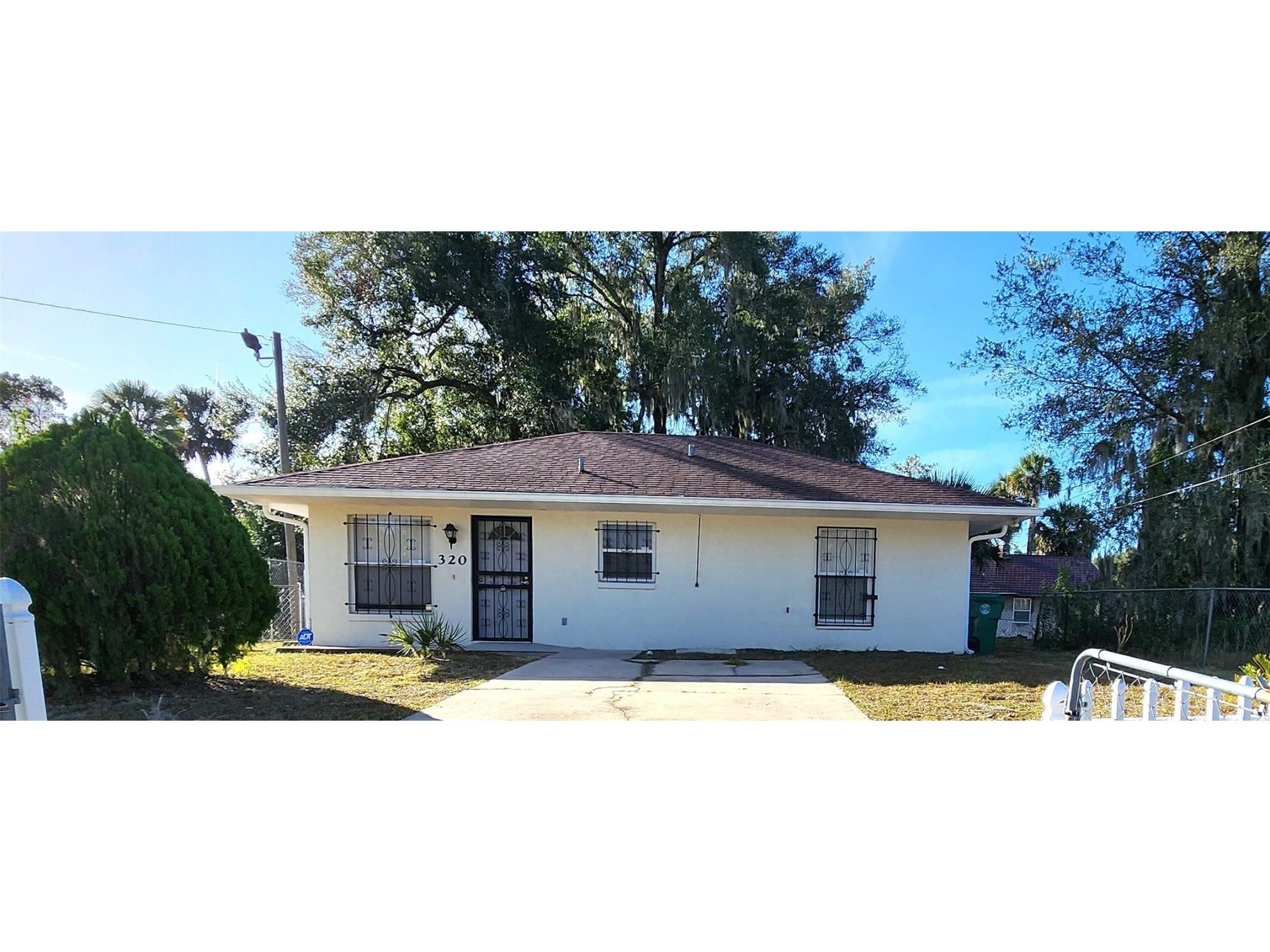 320 W Voorhis Avenue Deland FL 32720 O6173393 image1