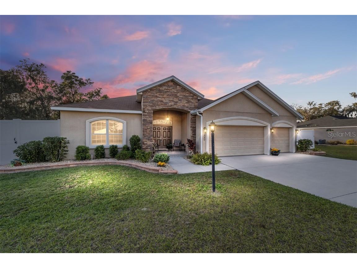 320 Woods Landing Drive Lady Lake FL 32159 G5077174 image1