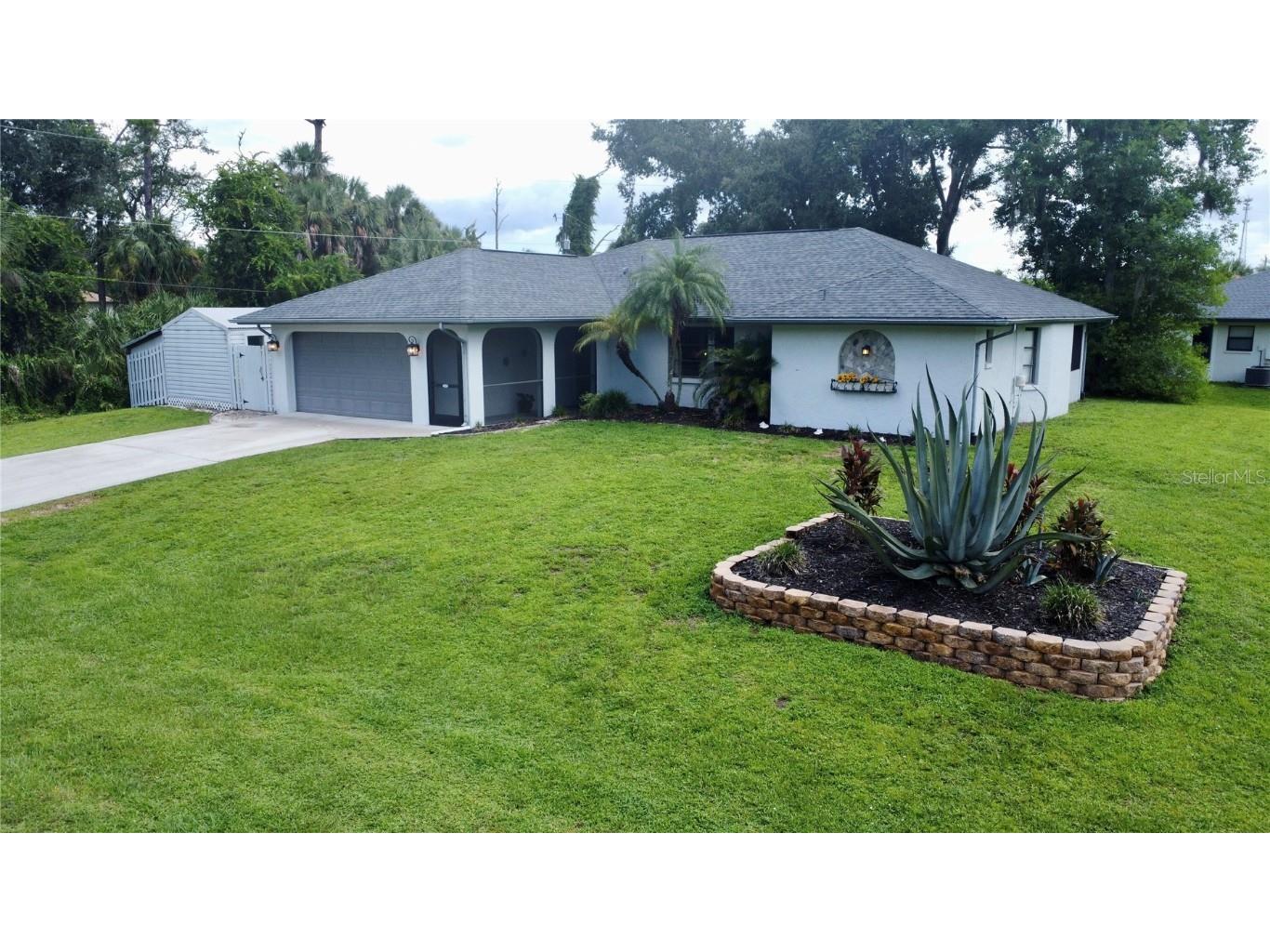 320 Yule Street Port Charlotte FL 33953 D6143476 image1