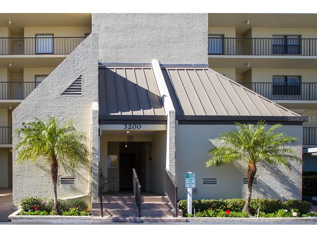 3200 Cove Cay Drive #4C Clearwater FL 33760 - TAMPA BAY INLET U8214182 image1