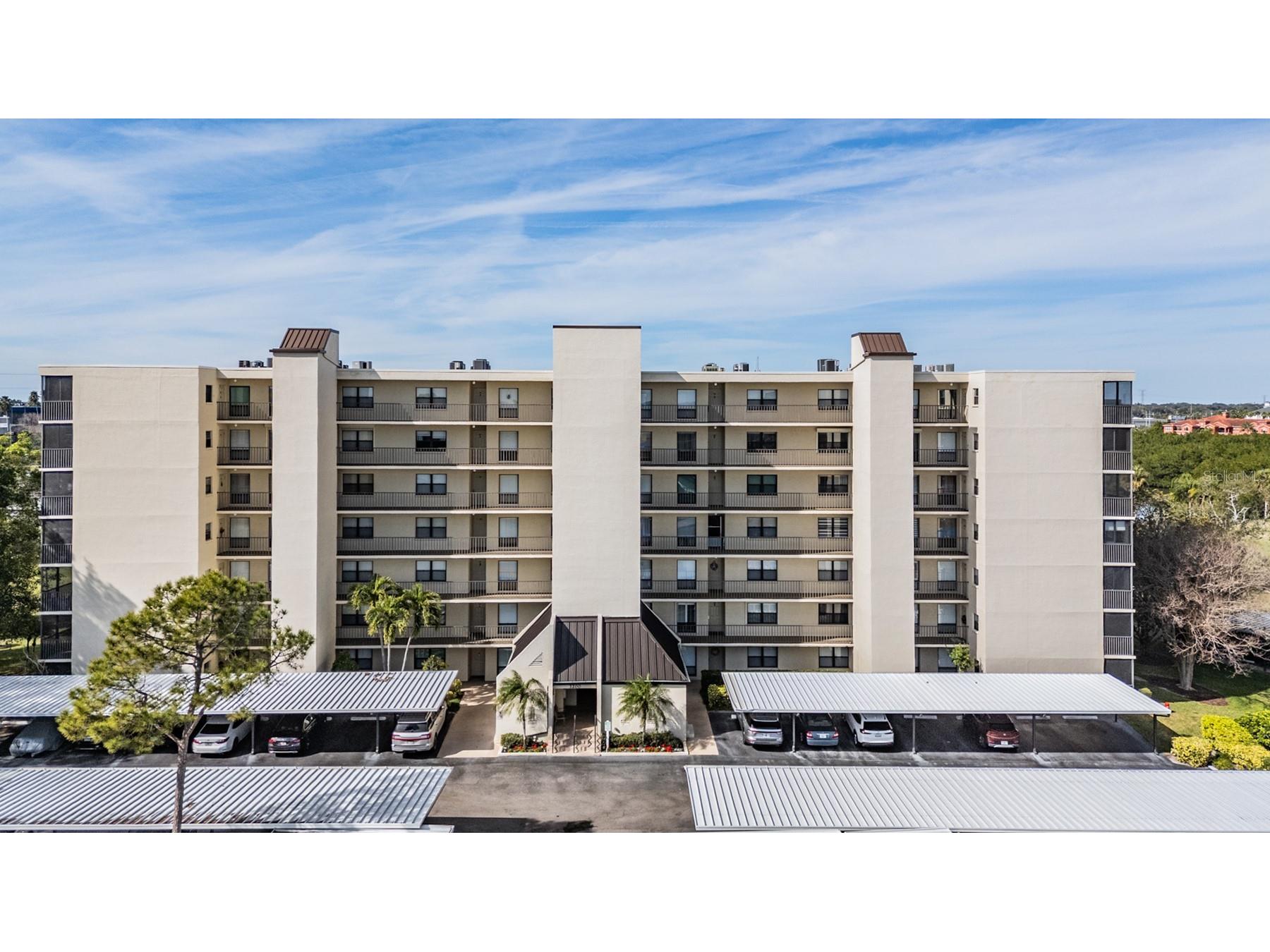 3200 Cove Cay Drive #5A Clearwater FL 33760 - TAMPA BAY INLET TB8462879 image1