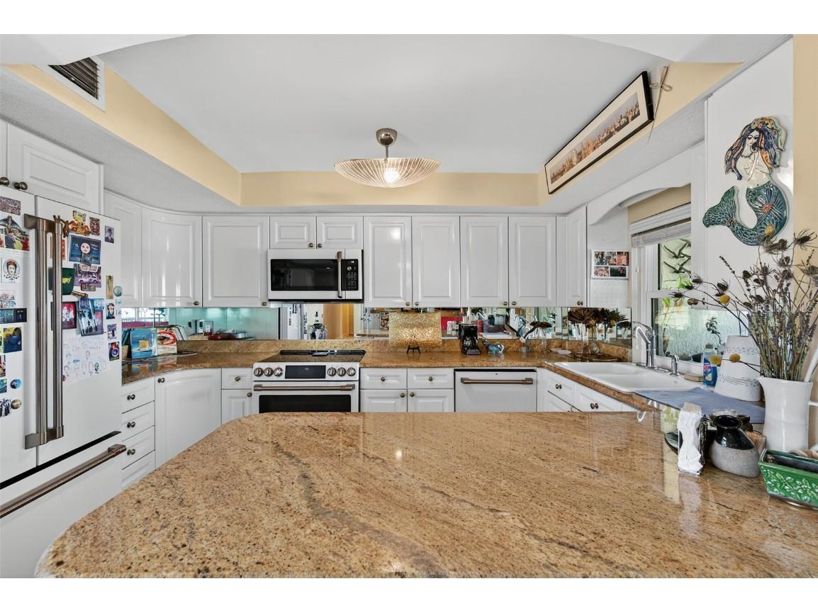 3200 Gulf Boulevard #203 Saint Pete Beach FL 33706 TB8449505 image15