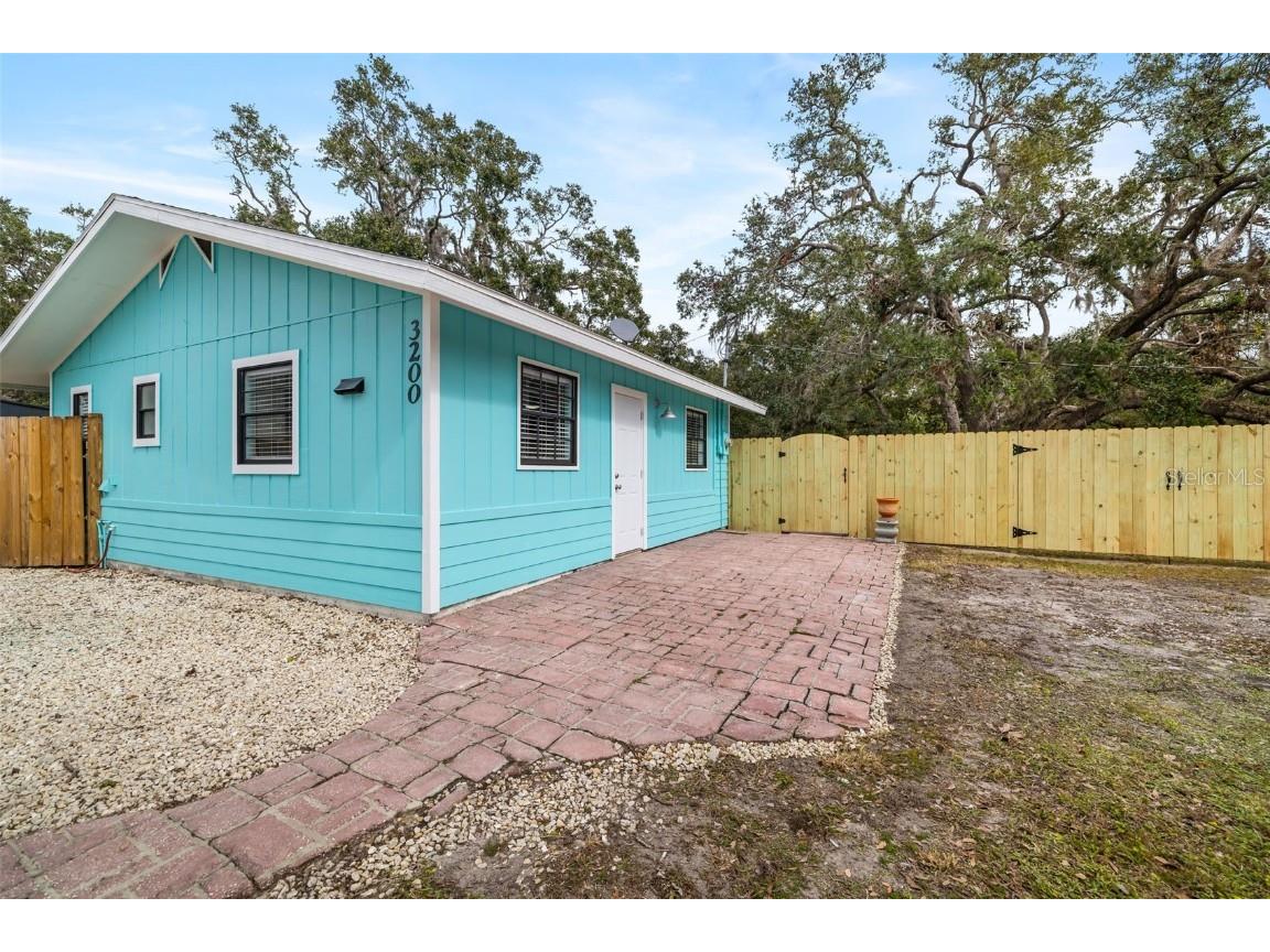 3200 Tobero Lane Sarasota FL 34235 A4638542 image14