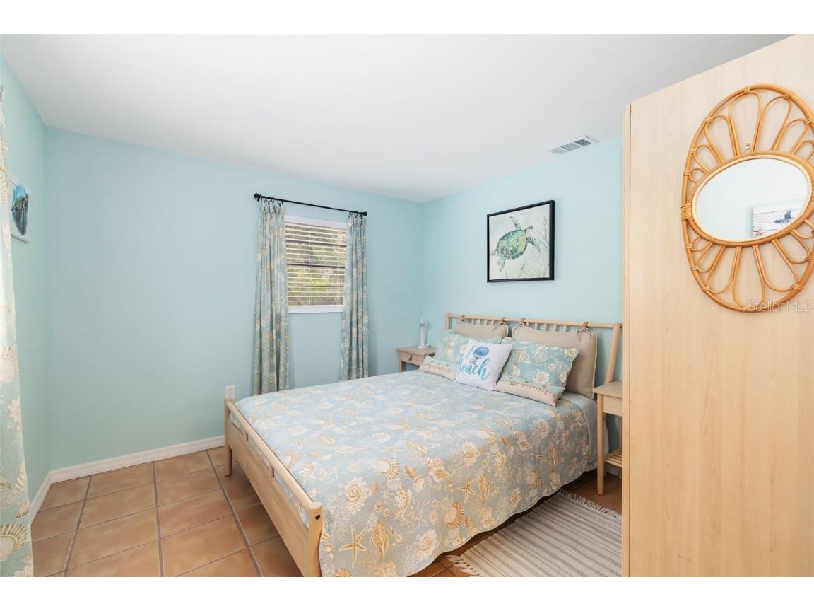 3200 Tobero Lane Sarasota FL 34235 A4672165 image13