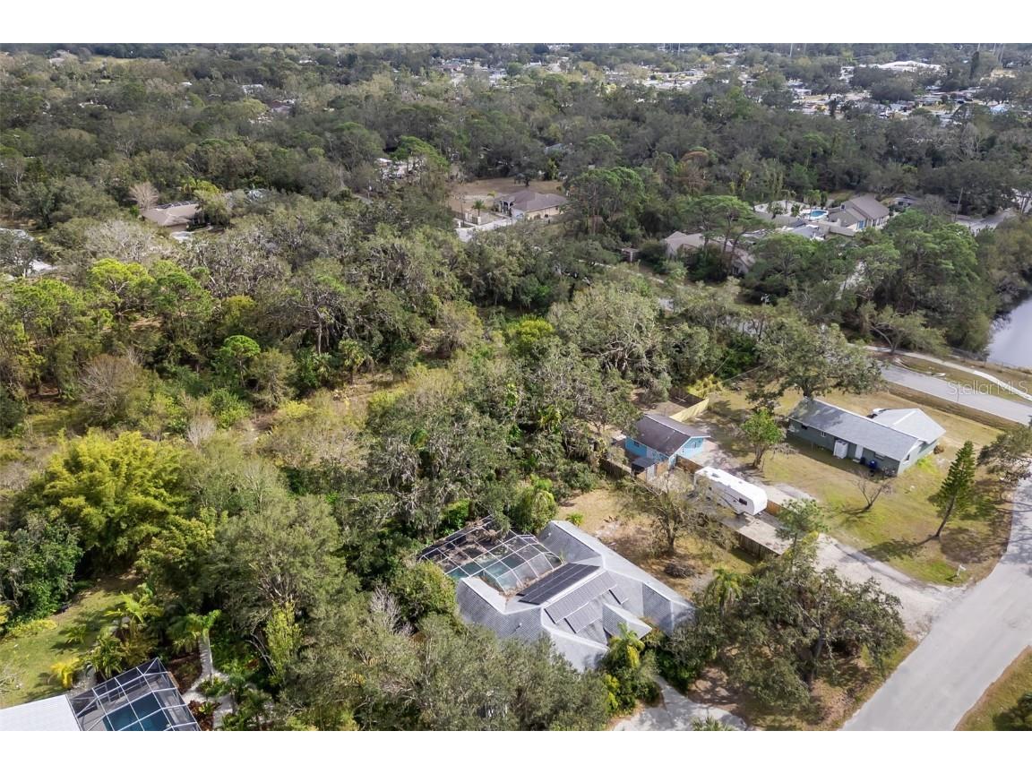 3200 Tobero Lane Sarasota FL 34235 A4672165 image2