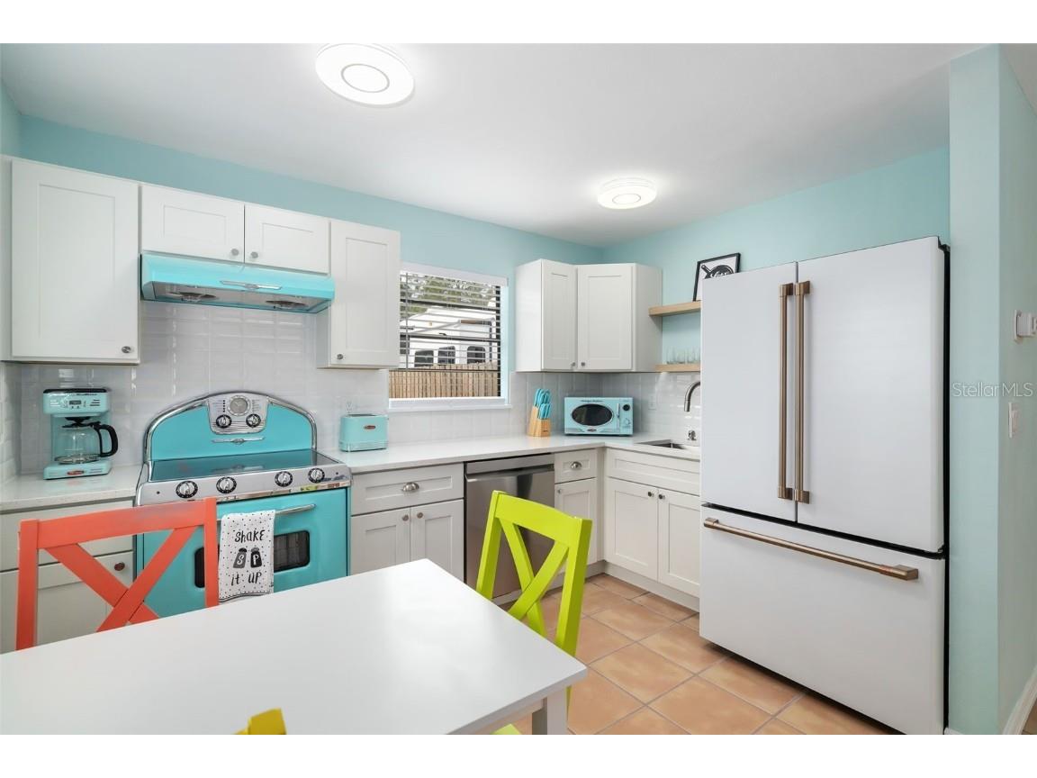 3200 Tobero Lane Sarasota FL 34235 A4672165 image8